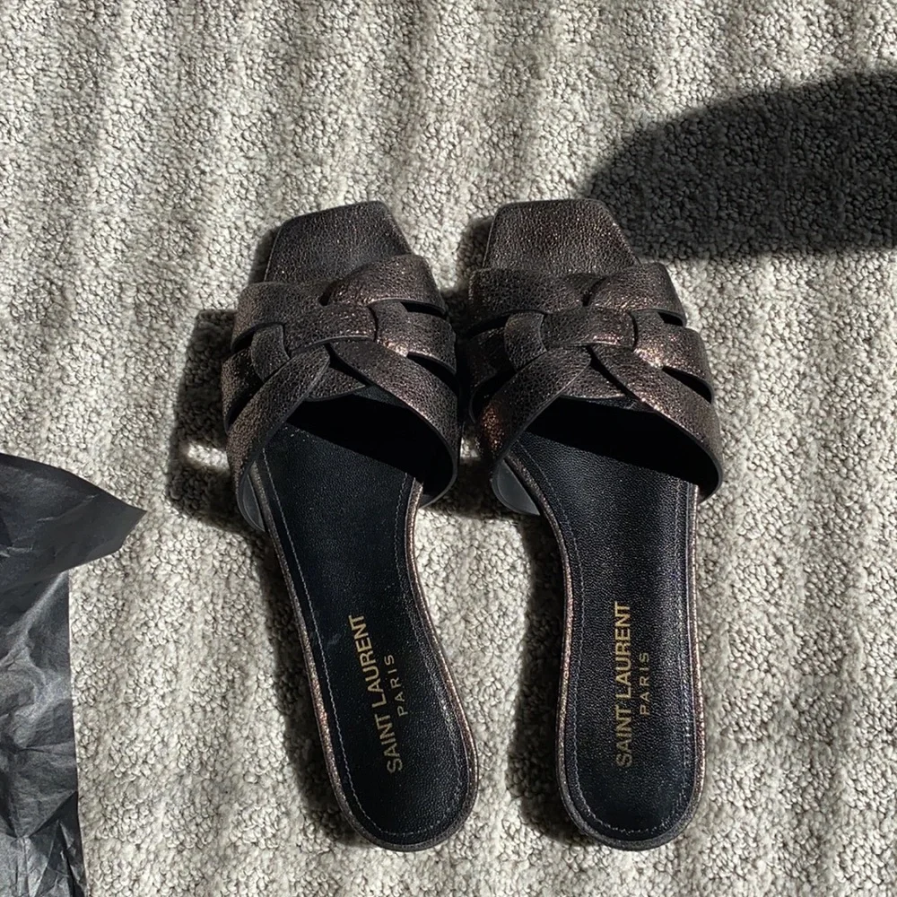 Ysl tribute sandal in Nero + gunmetal - Picture 2 of 7